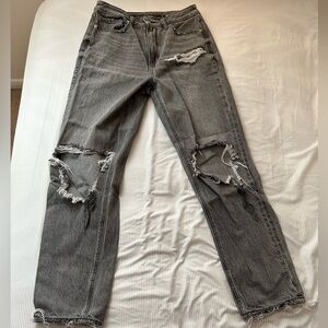 American Eagle High Waisted Ripped Mom Jeans in Grey